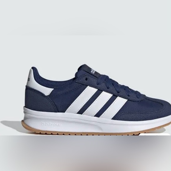 Adidas Run 70 2.0J / Women's or Youth Running shoes /size 8.5w, 7.0Y - Picture 2 of 2